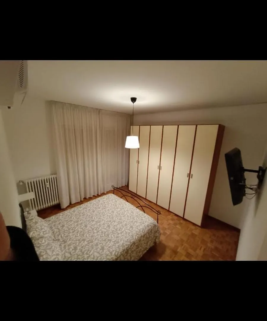 Casa Maria Apartment Opera 0*,